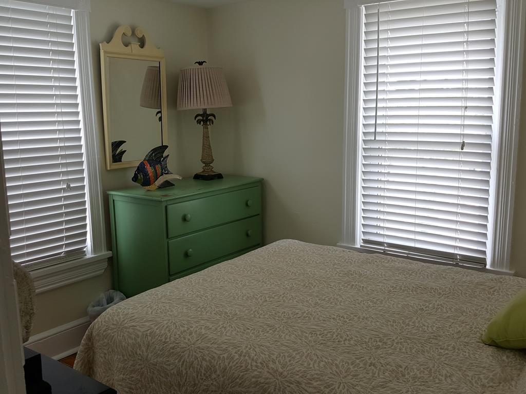 209 EAST GARFIELD AVENUE MAIN HOUSE WILDWOOD RENTALS OFFERED BY